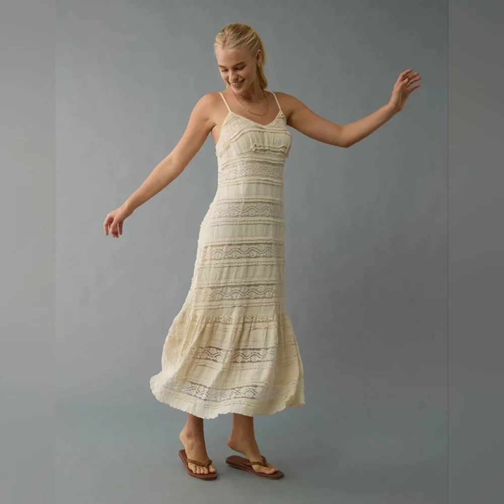 American Eagle Tiered Lace Midi Dress Graduation Maxi Off White Cream Ivory